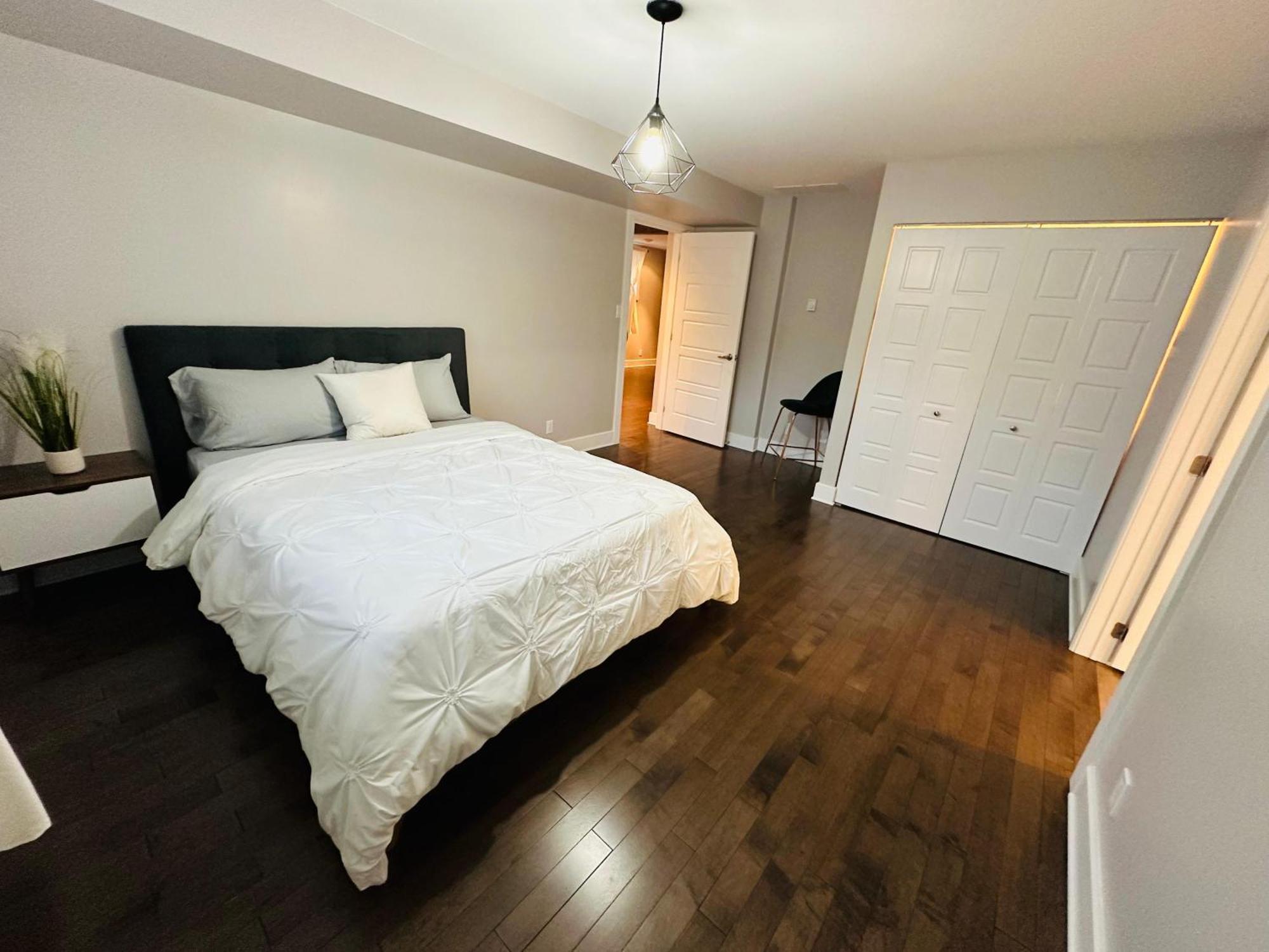לונגאיל Urban Retreat - 2 Bedroom, 3 Beds, 6 Guests, Free Parking מראה חיצוני תמונה